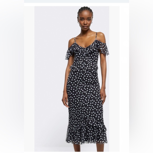 River Island Dresses & Skirts - River Island Black Polka Dot One-Shoulder Ruffle Dress NWT